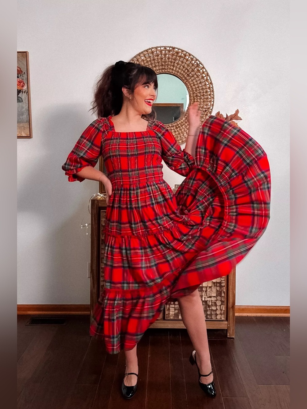 Ivy City Co Madeline Dress in Holiday Plaid Red Midi XS - Picture 2 of 12